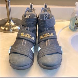 Nike Lebron Soldier X 10 - Wolf Gray, size 13